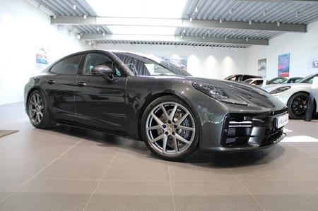 Porsche Panamera 4 E-Hybrid