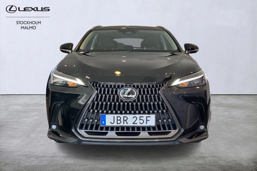 Bild 4 av Lexus NX 450h+ Business Plus AWD 309hk Drag P-värm Navi Keyless