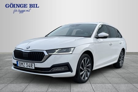 Škoda Octavia Kombi iV Plug-In Panorama/ Navi/ Elstol