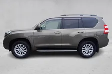 Thumnail bilde 1 av Toyota Land Cruiser