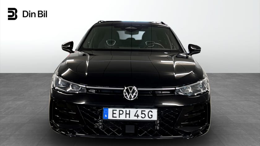 Bild 4 av Volkswagen Passat Variant eHybrid 1.5 TSI 272HK R-Line / Pano & Travel assis