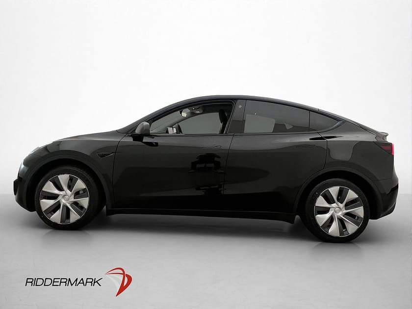 Bild 5 av Tesla Model Y Long Range AWD 514hk Autopilot Pano Kamera