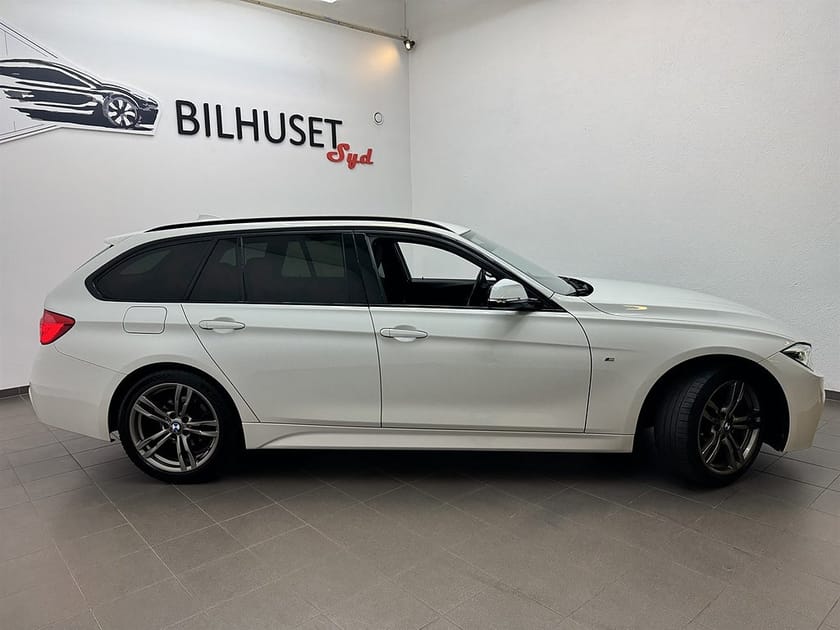 Bild 2 av BMW 320d xDrive Touring 320 190hk M Sport Navi/HiFi/Rattvärme/2Brukare