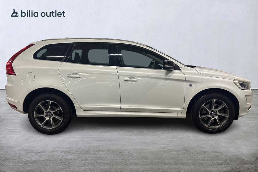 Bild 5 av Volvo XC60 D4 Ocean Race BE 181hk P-värm PDC Rattvärm