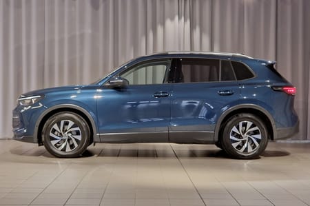Volkswagen Tiguan Life | P-värmare | Drag | Backkamera