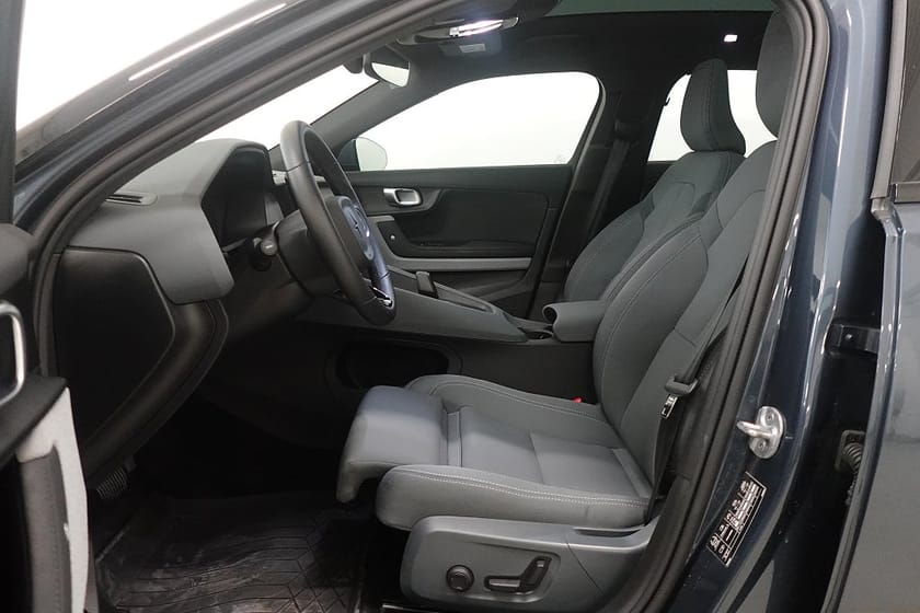 Bild 5 av Polestar 2 Long Range Single Motor SM Pilot Plus Drag 360° P-Värme Pano PIXEL
