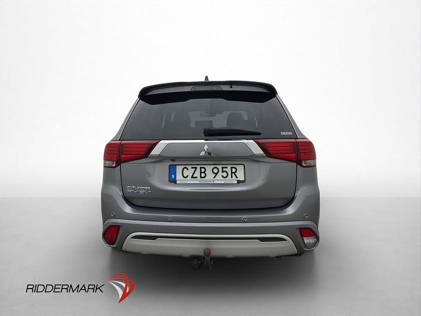 Bild 5 av Mitsubishi Outlander PHEV AWD 224hk Business 360° Skinn Drag