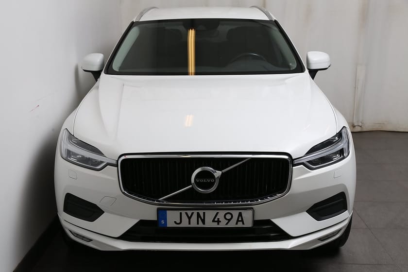 Bild 5 av Volvo XC60 B5 Bensin 250hk Momentum Adv Se Aut Navi VOC Leasbar