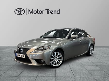 Lexus IS 300h IS300H Comfort Premium S+V-hjul