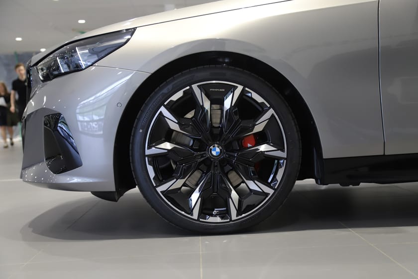 Bild 4 av BMW 520d xDrive Touring // Bowers // M PRO //