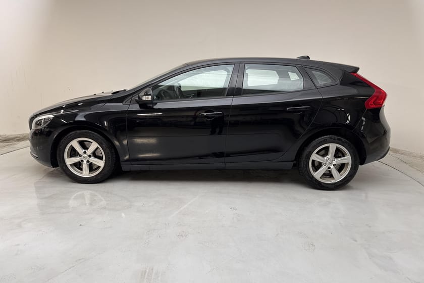 Bild 2 av Volvo V40 T2 (122hk) Business Drag Nyservad