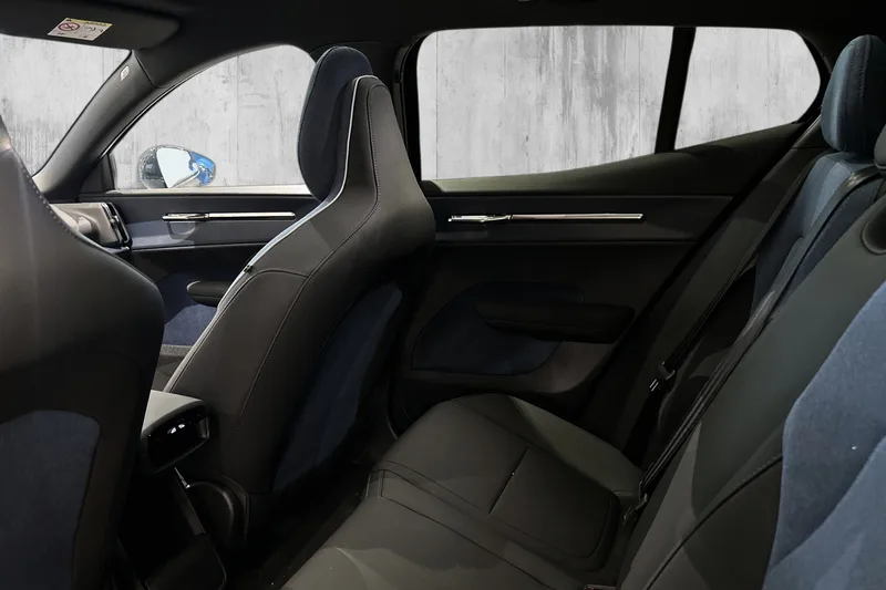 Volvo EX30 Twin Motor Performance bilde 12