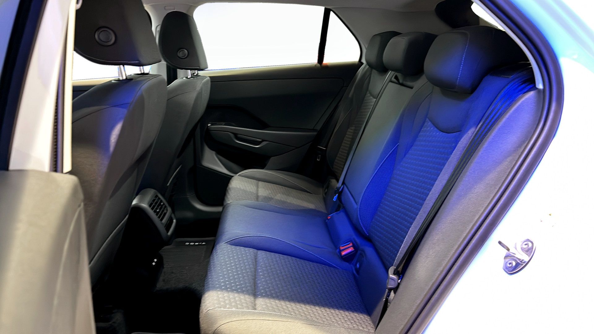 Volkswagen T-Roc 2026, bild 7/10