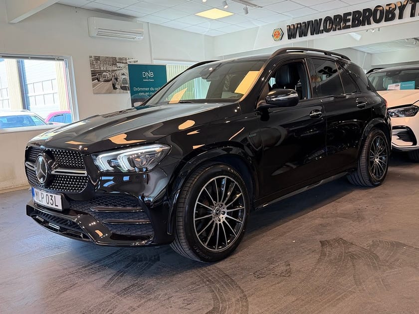 Bild 2 av Mercedes-Benz GLE 350 de 4MATIC AMG Pano HUD Massage Drag Gps MOMS SE UTR
