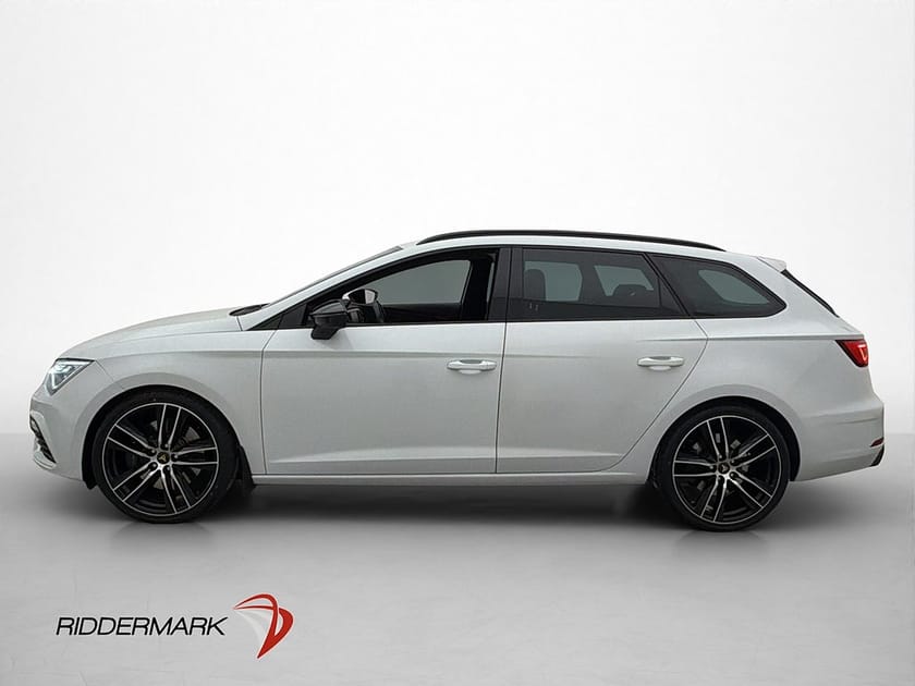 Bild 4 av SEAT León Cupra ST 2.0 TSI 4D Panorama Beats Cockpit Kamera