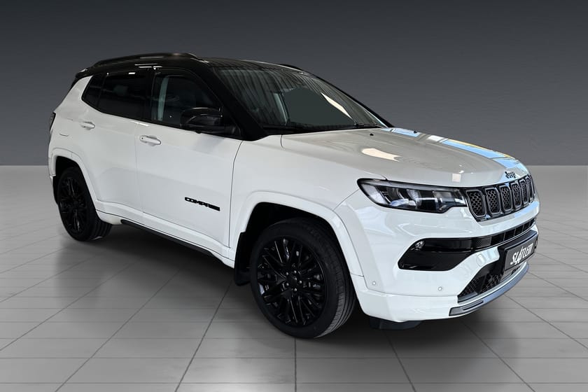 Bilde 3 av Jeep Compass 4xe 1,3 T4 PHEV 240hk KROK/KAM/SKINN/NAVI/LED/ACC