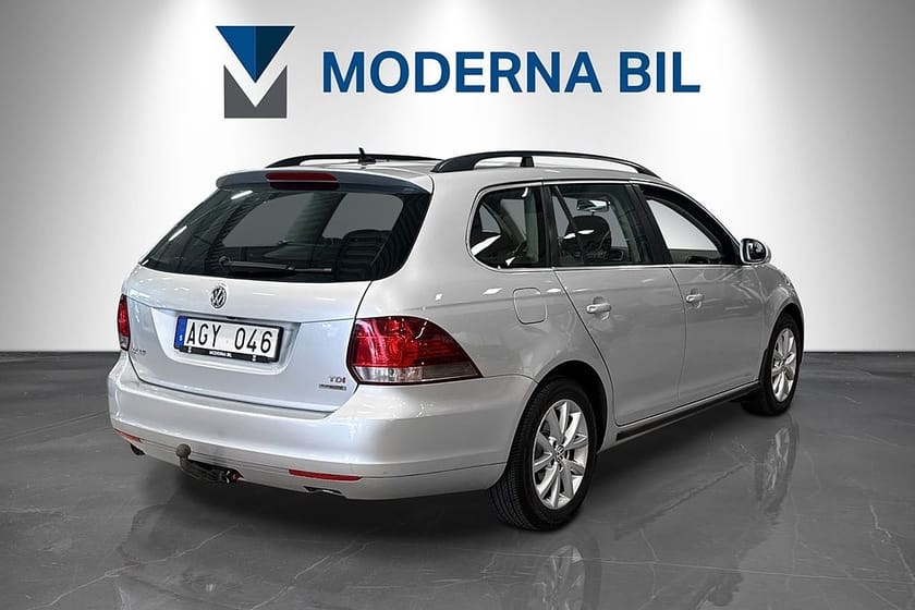 Bild 5 av Volkswagen Golf Variant 1.6 TDI 105hk Kamrem bytt B-kamera Drag Nyserv