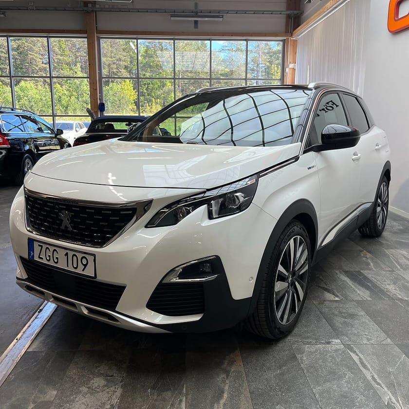 Bild 5 av Peugeot 3008 GT HYBRID4 GT+ HYBRID 4WD 300hk Navi Carplay Backkamera