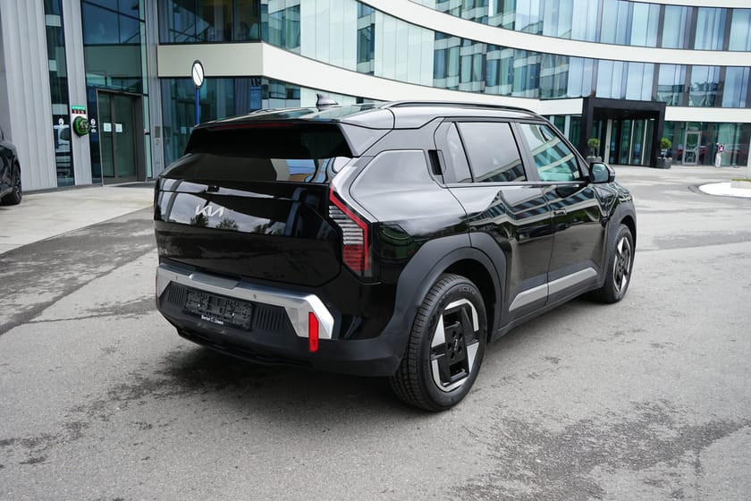Bilde 3 av Kia EV3 Standard Range Exclusive /