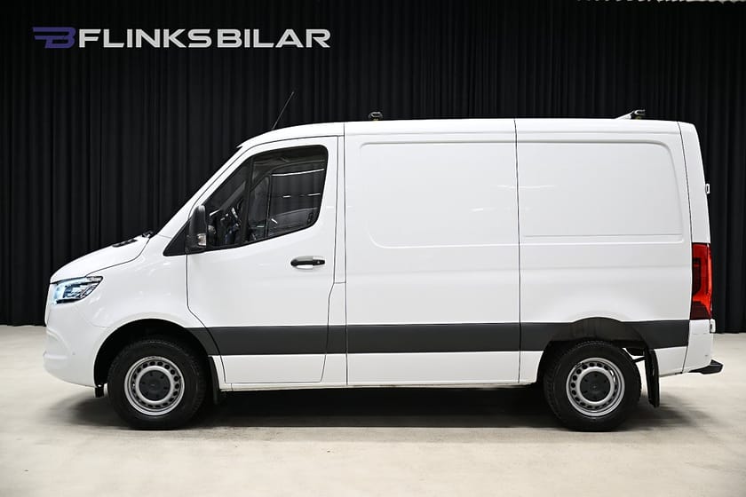 Bild 1 av Mercedes-Benz Sprinter 317 CDI RWD Panel Van 9G 170HK Automat|Inredd|Nedlackad|LED|Moms