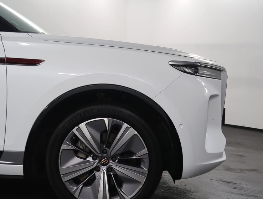 Bilde 2 av Hongqi E-HS9 Exclusive