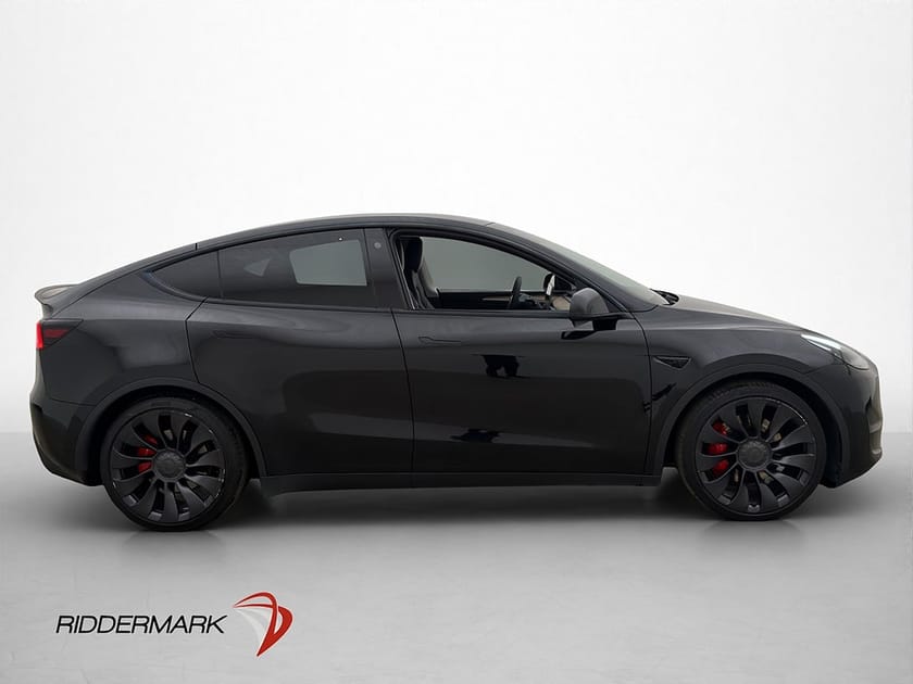 Bild 5 av Tesla Model Y Performance AWD Dragkrok Skinn Autopilot MOMS