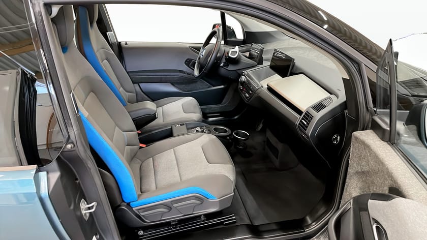Bild 3 av BMW i3 120 Ah Stora Navigationen Tonade rutor Adaptiv farthållning