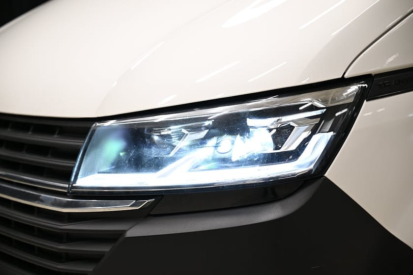 Bild 3 av Volkswagen Transporter 4Motion DSG 150HK L2 Högtak|LED|Drag|Värmare|Leasbar