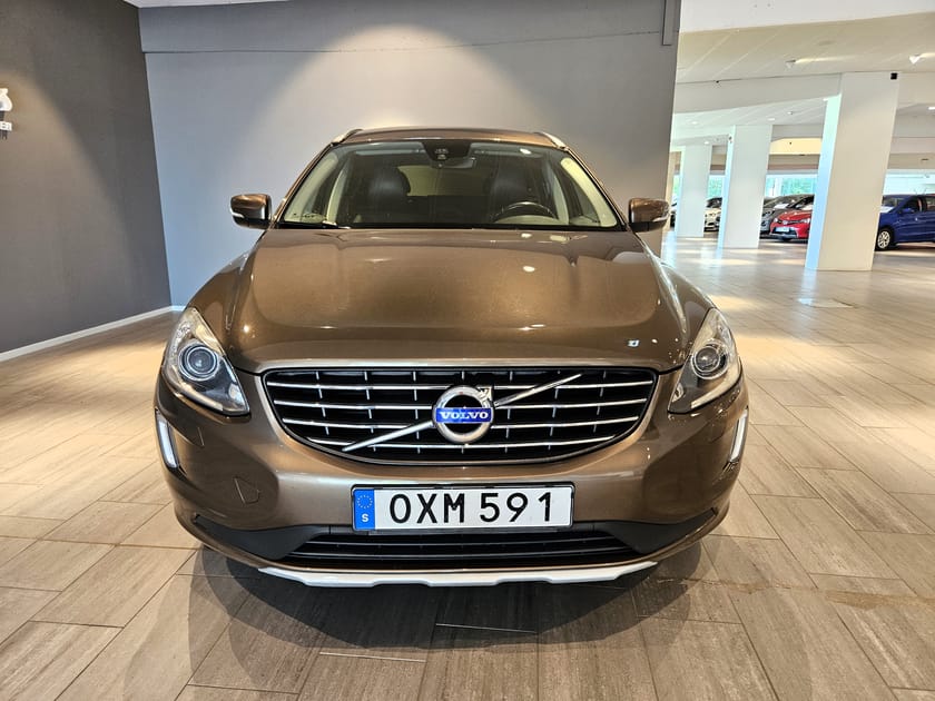 Bild 3 av Volvo XC60 D4 190hk AWD Summum Business Edit V-hjul Värmare