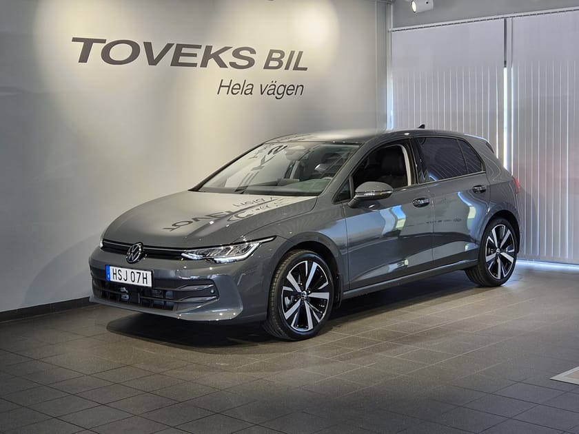 Bild 1 av Volkswagen Golf Life 1.5 eTSI 150hk |Kamera|Komfort stolar|18"