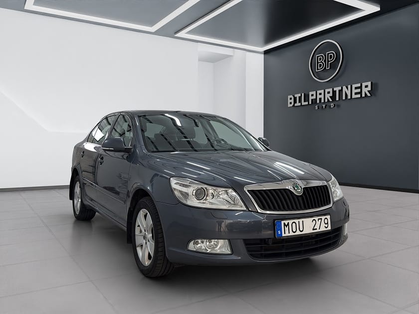 Bild 4 av Škoda Octavia Skoda 2.0 TDI DPF Elegance/Fullservad/S+V-Däck/Besiktad/Drag