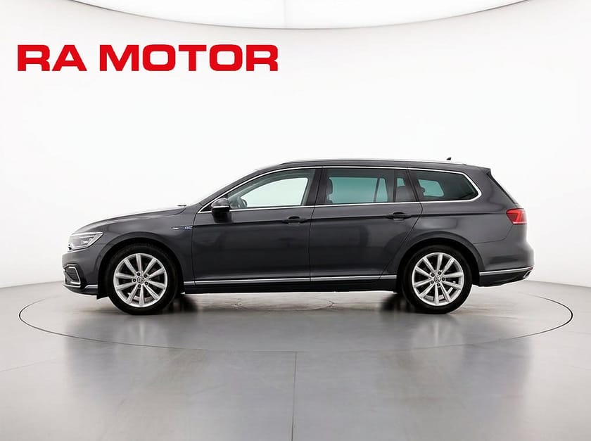 Bild 3 av Volkswagen Passat Sportscombi GTE SC 218hk Executive Kamera Drag P-Värmare Navi