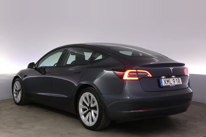 Bild 4 av Tesla Model 3 Long Range AWD Refresh Autopilot 19" Pano Drag