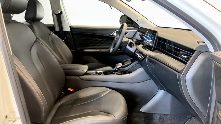 Bild 3 av MG HS PHEV Luxury Plug-In Hybrid 307hk Demobil