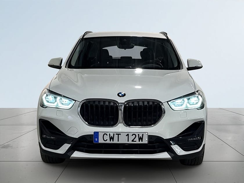 Bild 2 av BMW X1 xDrive20d Steptronic Sport line Drag Kamera GPS HuD SoV
