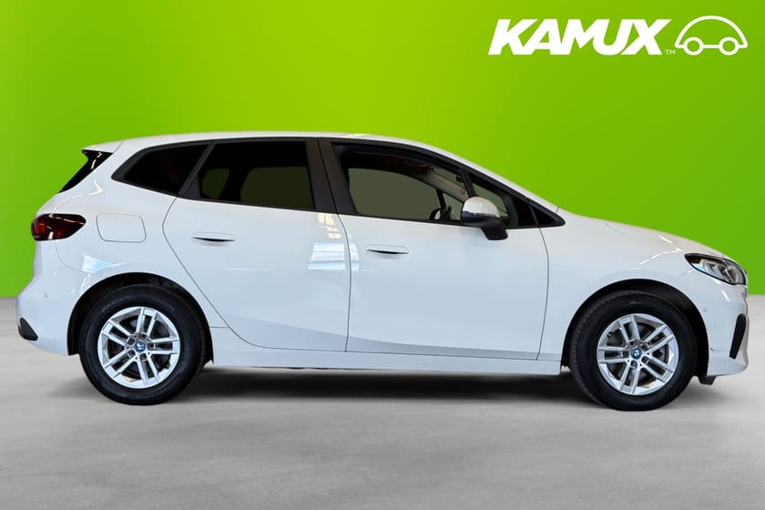 Bild 2 av BMW 225e xDrive Active Tourer 245hk Navi Adaptiv-fh Drag Moms