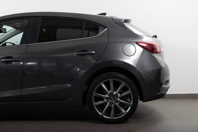 Bild 5 av Mazda 3 Sport 2.2 SKYACTIV-D Autom 150hk Drag/HuD/Navi/Keyless