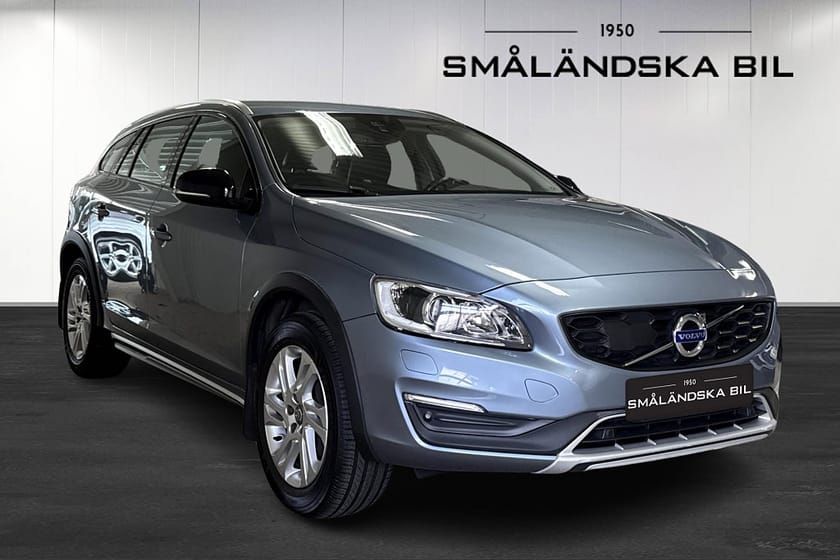 Bild 2 av Volvo V60 Cross Country D4 Geartronic Classic Plus Drag 190hk