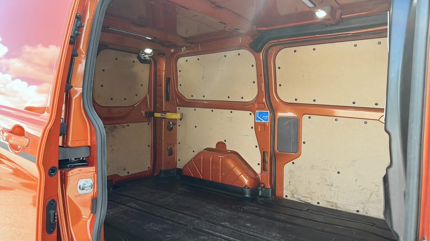 Bild 5 av Ford Transit Custom 310 L1 Sport 320 2.0L 185HK Värmare/ Drag/ Carplay