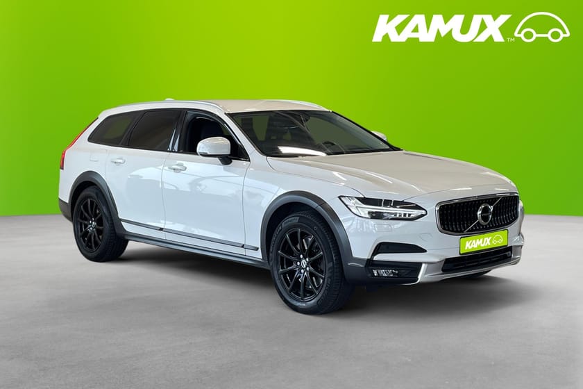 Bild 1 av Volvo V90 Cross Country Pro D4 AWD Manual 190 hk Drag D-värm