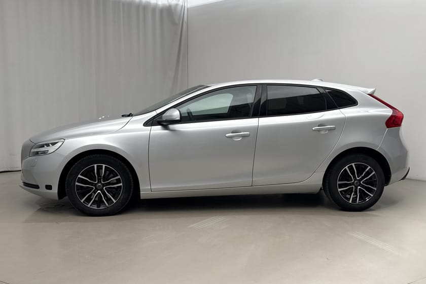 Bild 2 av Volvo V40 D3 150hk Business Advanced Värmare VOC