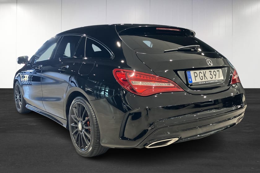 Bild 4 av Mercedes-Benz CLA 220 d 4MATIC Shooting Brake 220d SB AMG Panorama Drag Värmare