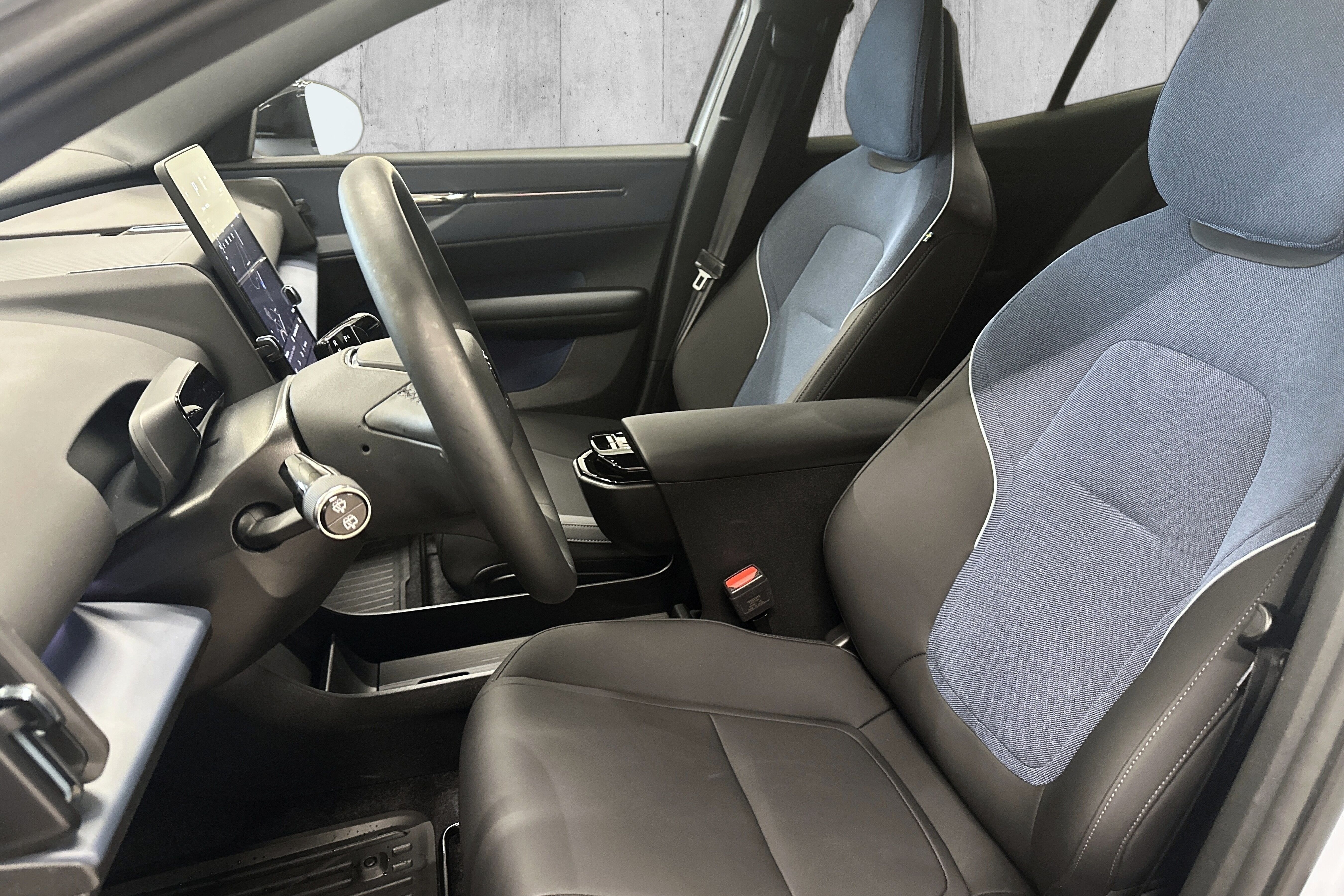 Volvo EX30 Twin Motor Performance bilde 9