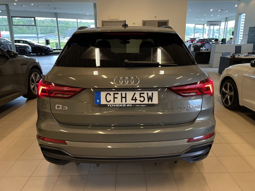 Bild 5 av Audi Q3 45 TFSI quattro 230 HK S TRONIC S LINE