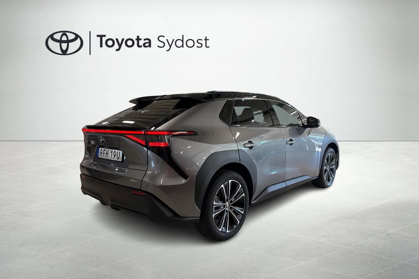 Bild 3 av Toyota bZ4X