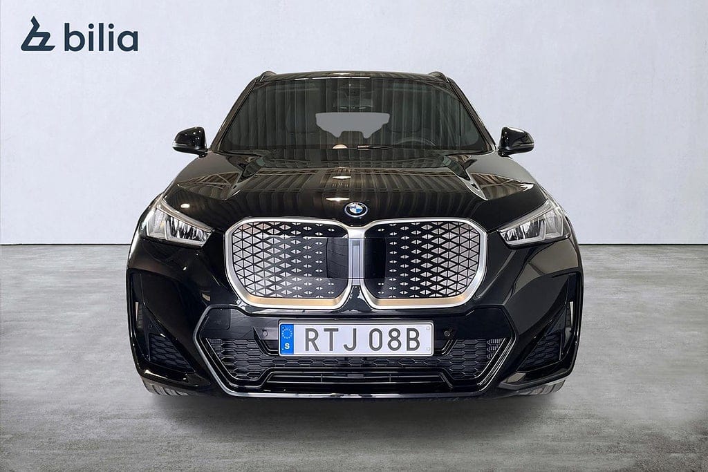 BMW iX1 eDrive20, 204ps, 2026