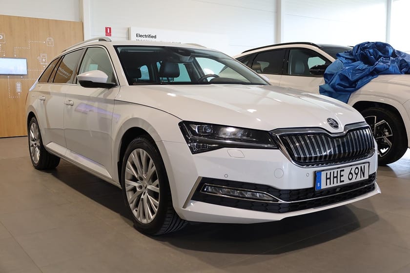 Bild 4 av Škoda Superb iV Kombi Skoda 1.4 TSI Business Edition Drag Värmare