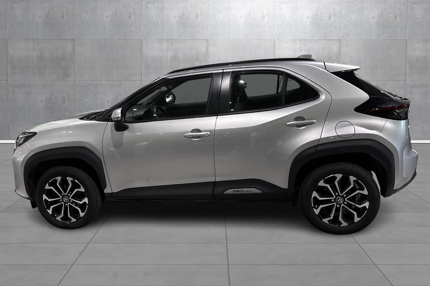 Bilde 2 av Toyota Yaris Cross Hybrid AWD-i Active, kamera, cruise, dab+, sensorer