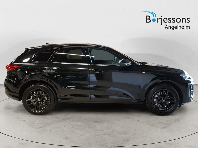 Bild 2 av Audi Q5 2,0 TDI QUATTRO S-LINE 204 HK S TRONIC