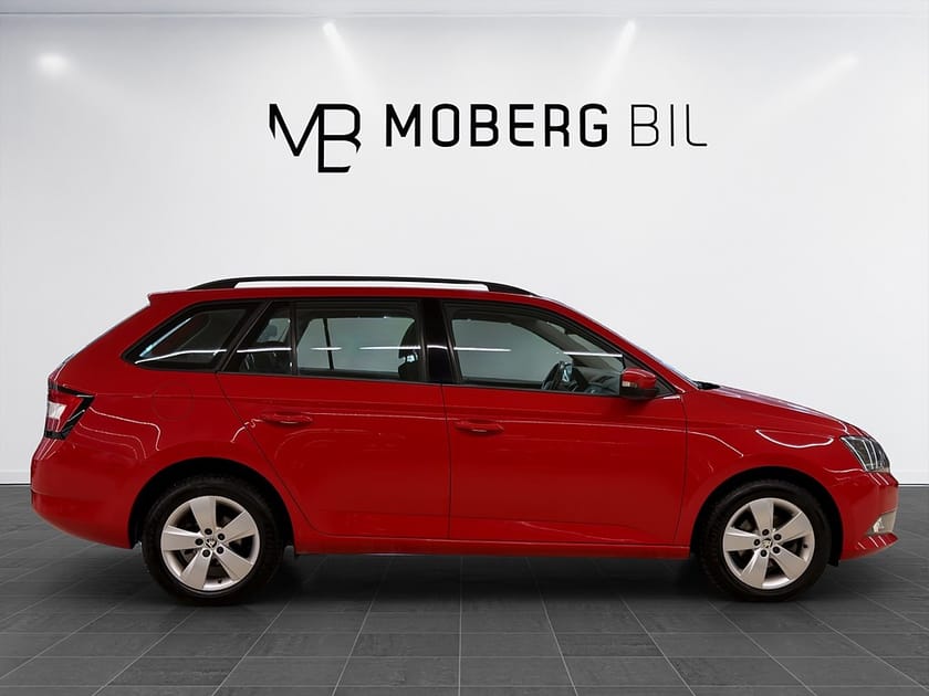 Bild 3 av Škoda Fabia Kombi Skoda 90hk Style Keyless PDC Årsskatt 360kr